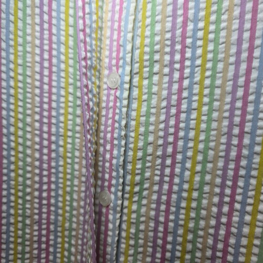 Chic Pastel Striped Blouse - Picture 3 of 12